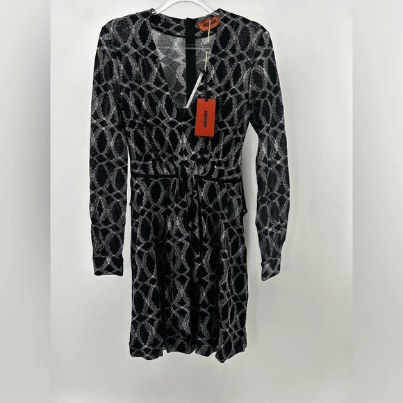 NWT MISSONI L/S Fit & Flare Dress Size 40 Lame Pattern V Neck Black Silver